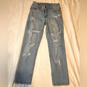 Super cute ripped jeans size 00